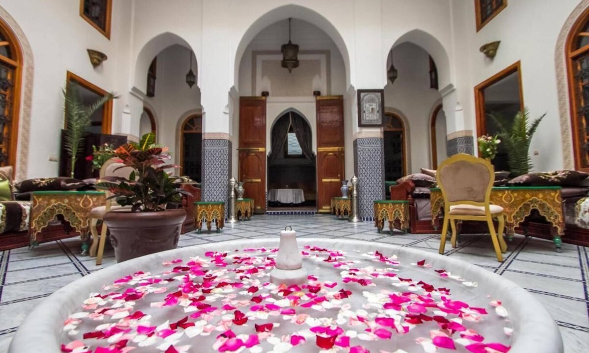 R'habet Zbib Hotel | Room in B&B - Riad Authentic Palace & Spa - Al Yacout
