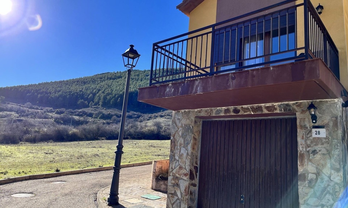 Tragacete Cottage | Rural accommodation in the middle of the mountains next to hiking trails