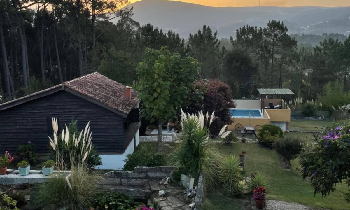 O Rosal House | Rural Complex 'Shakti Rio Mino' with Lake Views, Private Pool and Wi-Fi