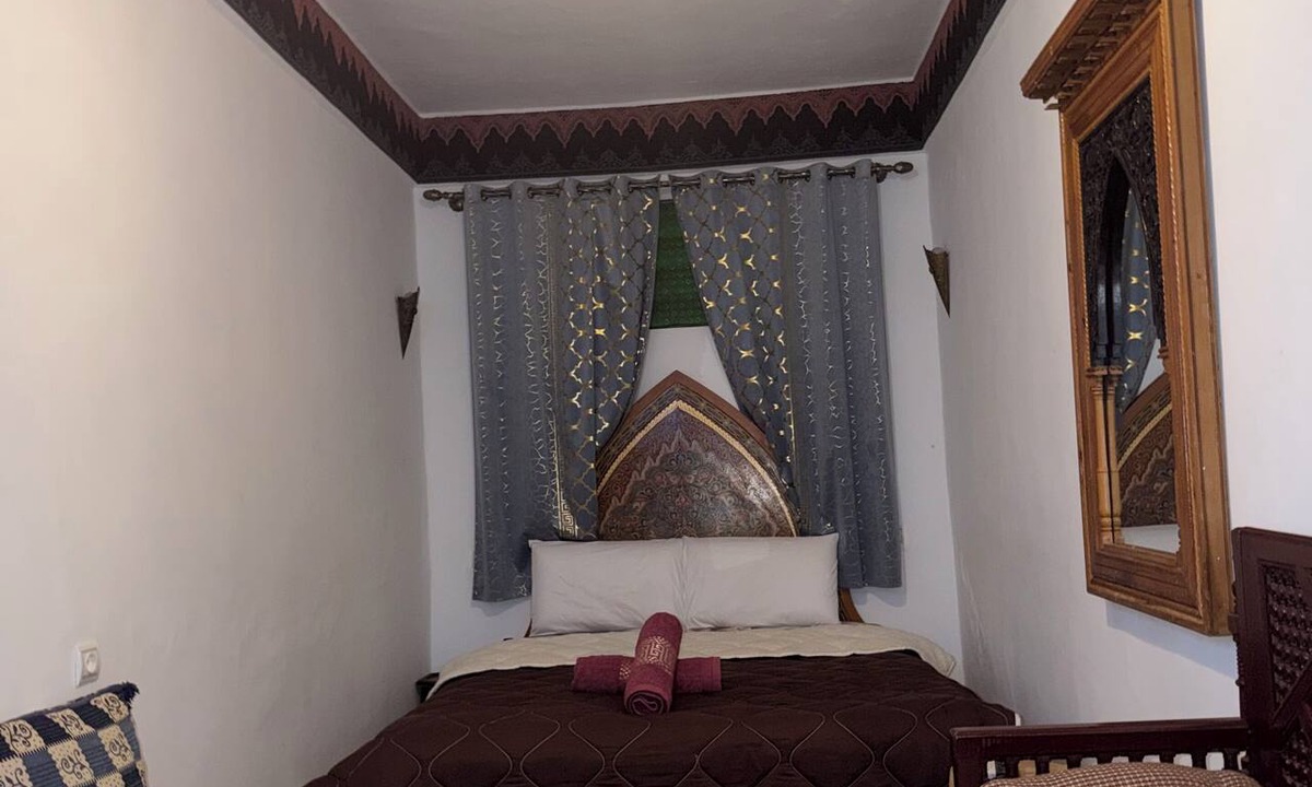 El Mokhifa Hotel | Saphir bleu Fes 12 century luxury