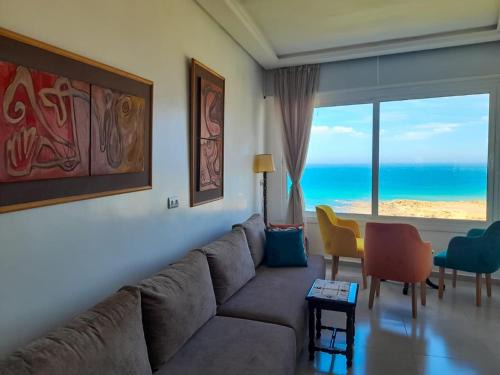 Achakkar Apartment | Seafront overlooking beach