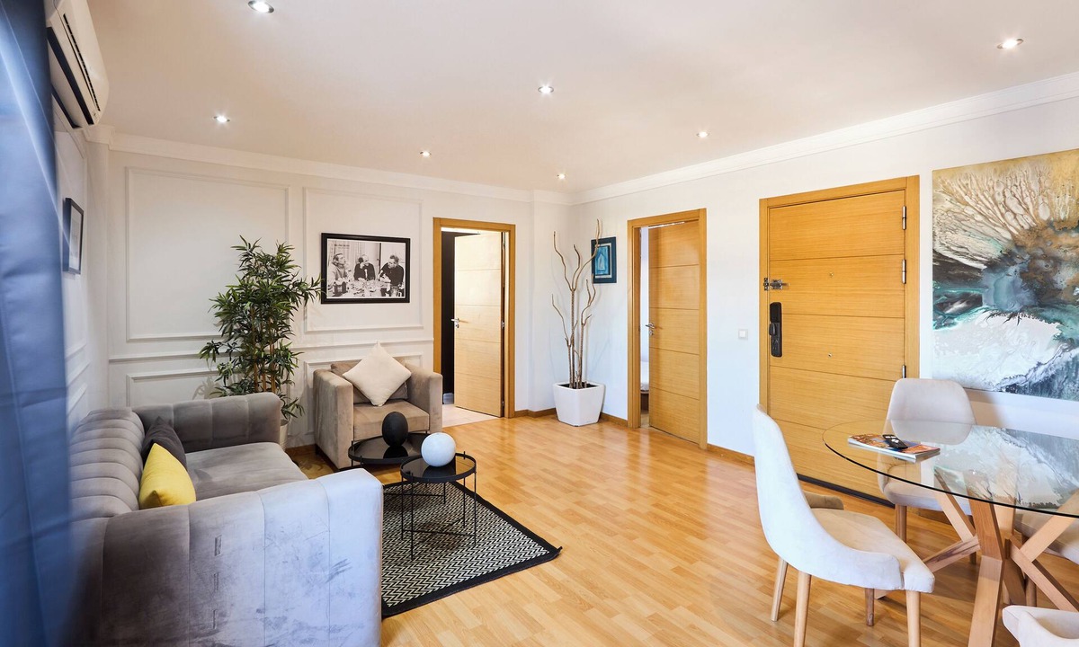 Casablanca City Center Apartment | Spot Bonheur downtown Wi-Fi Fiber + balcony