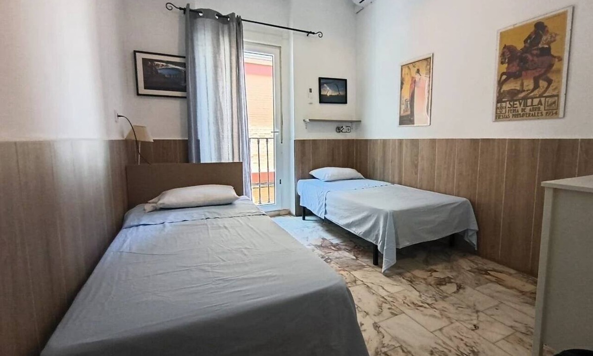 Triana Hotel | Triana Backpackers