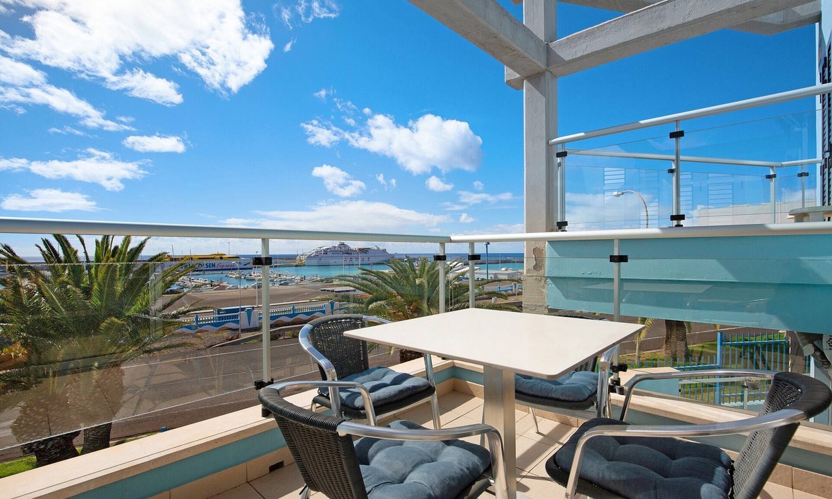 Morro Jable House | Vacation Home "Mar y Luz" with Sea View, Private Terrace & Wi-Fi