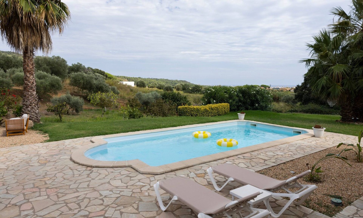 Calonge Villa | Villa 'Ensueño' with Sea View, Wi-Fi and Air Conditioning