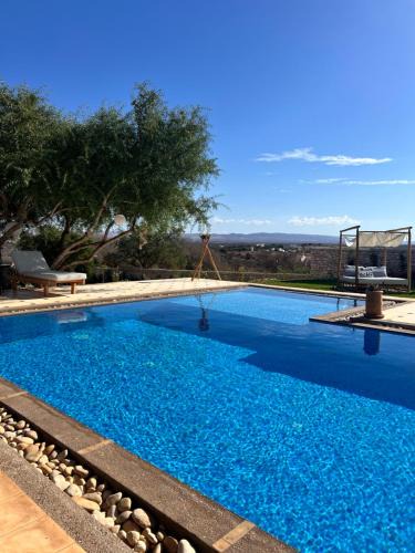 Ida Ougourd House | Villa Manzar piscine chauffée