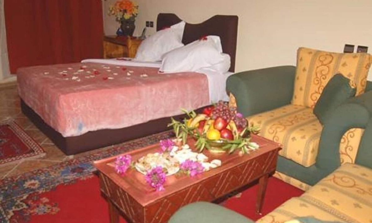 Tazzarine Hotel | Village Touristique Bougafer