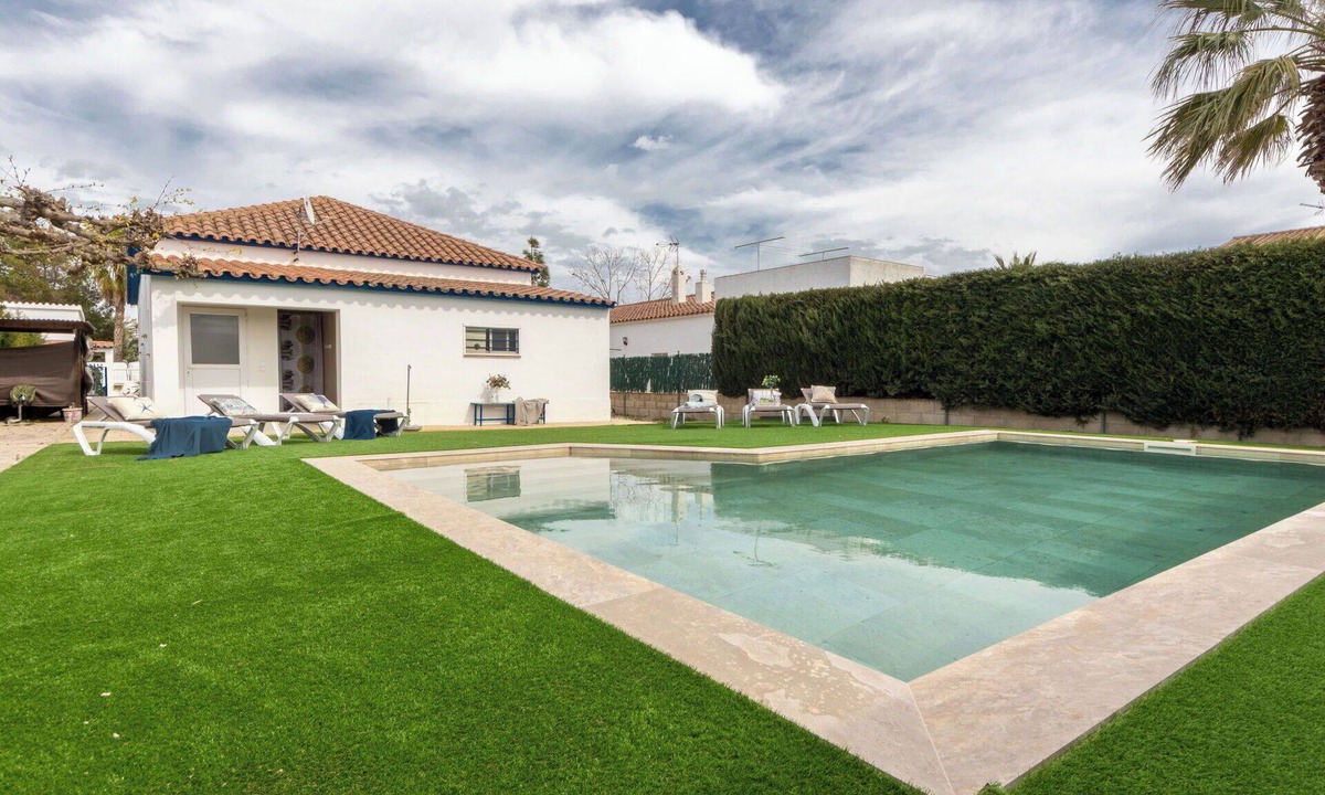 Riumar House | Wonderful private villa for 8 guests with private pool, A/C, WIFI, TV and patio