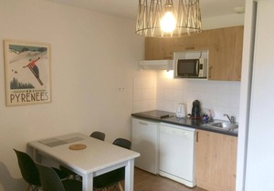 1st floor, jacuzzi, hammam, balcony, tv, ski locker, 32m², Peyragudes in Germ