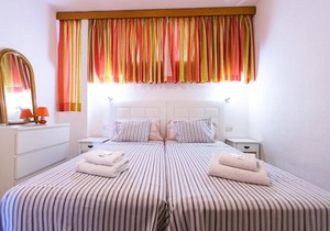 Apartment in beachfront complex in El Duque area, Costa Adeje in Adeje