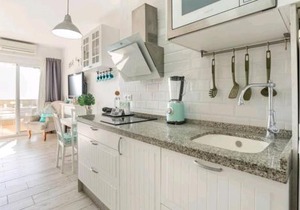 EL ESTUDIO DE LA PLAYA BENALBEACH Holidays Deluxe in Benalmádena