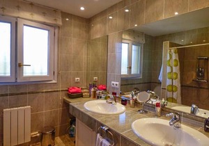 Sant Antoni de Calonge Villa Sleeps 6 Pool WiFi in Sant Antoni de Calonge
