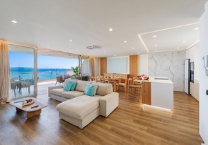 Vistamar IV frontline sea Apt. in a prime location in Puerto Pollensa in Puerto Pollensa