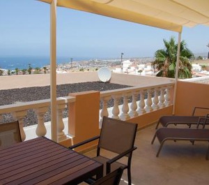 Paradise Court Las Americas 