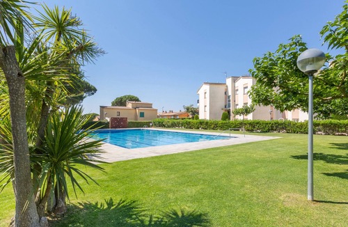 Calella de Palafrugell Apartment | 1CB N2 - 2 Bedrooms apartment in a very quiet area with garden and communal pool near the beach of Calella de Palafrugell