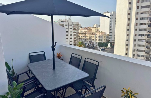 Casablanca City Center Apartment | 3-Bedroom Apartment with Panoramic Rooftop Terrace — Gauthier, Casablanca