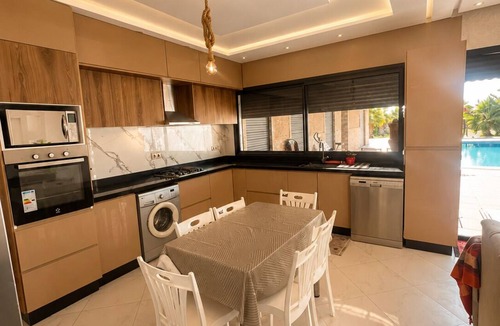Eddir House | 3-bedroom Villa with Privat Pool AC & Sauna in Igbar Izdar