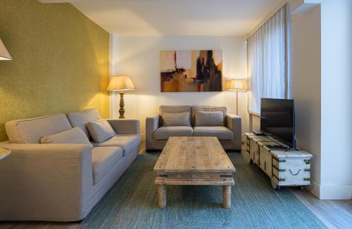 Chamberi House | 4BR Private Garden - Best Location for Families