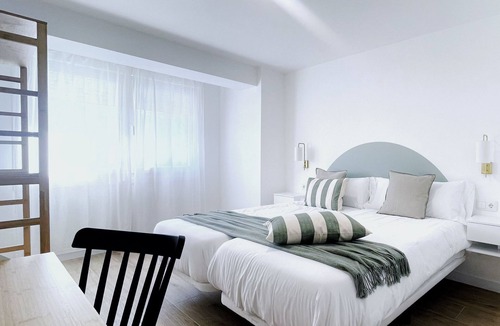 Redondela Hotel | A Marisma Hostal