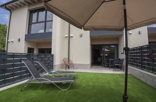 Poo Apartment | Adosado-duplex Marea Baja 3 ; Zona Playa, Ideal Familias, Parejas y Amigos