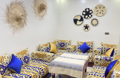 Tamraght Apartment | Amazigh Surf House- Cozy, Quiet, Wi-Fi, Equipped Kitchen .