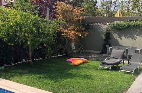 Hortaleza House | Amazing villa inside Madrid with private swimming pool and super big living room