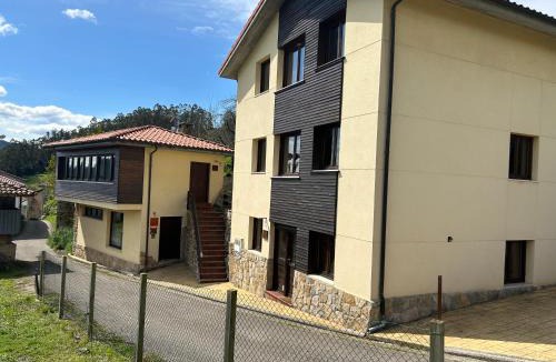 Allence Apartment | Apartamentos La Peral