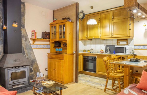 Espot Apartment | Apartment 'Apartamento La Mainera' with Mountain View, Shared Terrace and Wi-Fi