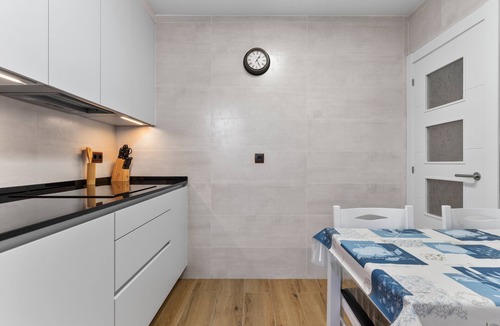 Arriondas Apartment | Apartment 'Comarca Del Sella' with Mountain View and Wi-Fi