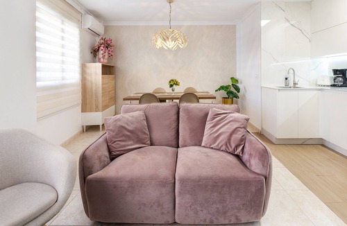 Aguilas Apartment | Apartment 'El Corazon De Aguilas' with Wi-Fi and Air Conditioning