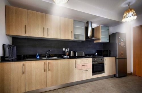 Founty Apartment | Apartment-Family-Ensuite with Bath-Balcony