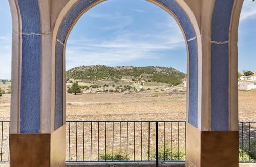 Calar de la Santa House | Apartment 'Los Pozos Il' with Mountain View, Shared Pool and Wi-Fi