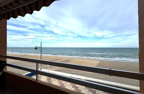 El Perello Apartment | Apartment on the BEACHFRONT, stunning sunrises and sunsets.
