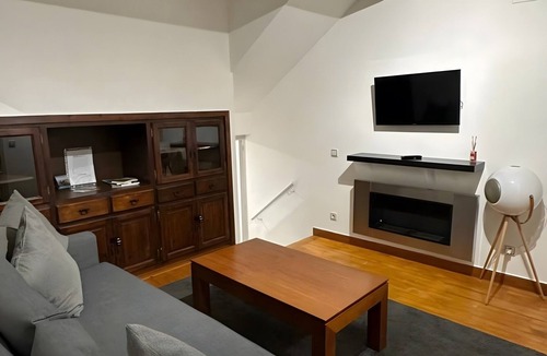 La Molina Apartment | Apartment 'Sol I Vent La Molina' with Mountain View and Wi-Fi