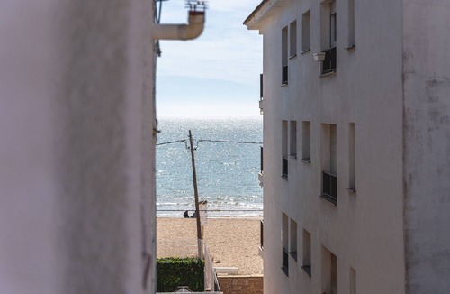 El Vendrell Apartment | Apartment "The Sunset Calafell" near the beach with Wi-Fi
