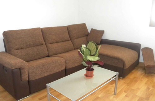 Ultzama Apartment | Apartment 'Ultzama' with Mountain View and Balcony