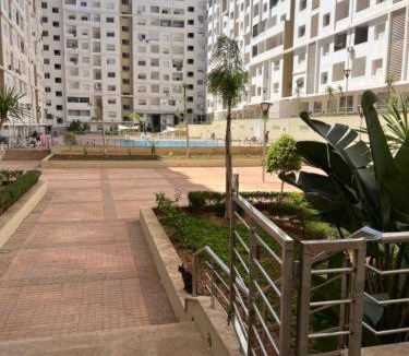 Cite Al Mohammadi Apartment | Appartement chaleureux avec piscine et vue imprenable sur Agadir