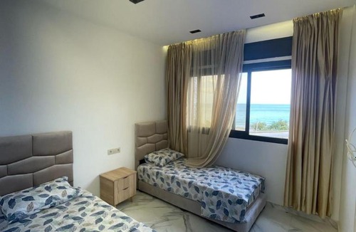 Azla Apartment | Appartement direct aan zee in Azla-Tetouan