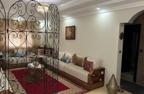 Khemisset Apartment | Appartement Moderne ,Traditionnel ,Entièrement Climatisé et Tout Équipé