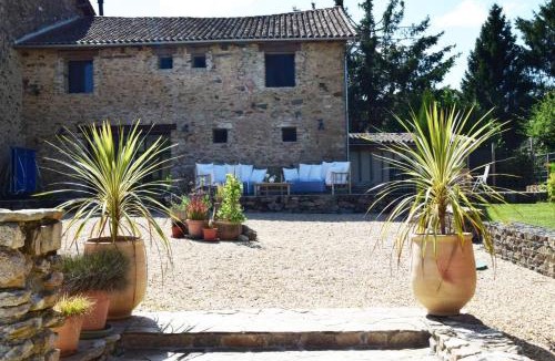 Champagnac-la-Riviere House | Artbarn