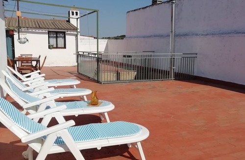 Riolobos Apartment | AT. La Ribera. On the Vía de la Plata (pet friendly) Registration No. AT-CC-00439