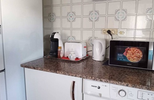 Vilanova Apartment | Atlantic 5 minutes to the beach, sun + fiesta near the Way of St. James Vilaxoan