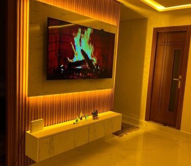 Hjar Ennhal Apartment | Beach Condo - 2 Mins from Ocean