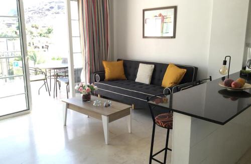 Playa de Mogan Apartment | BEACH SIDE