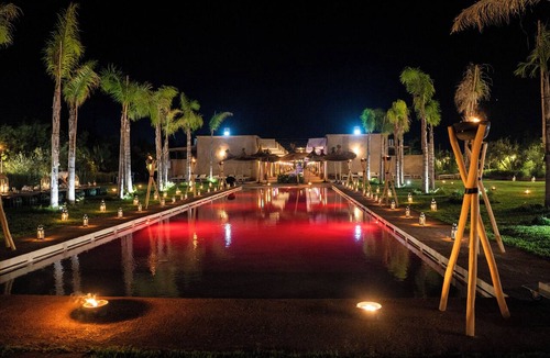 Annakhil House | Beautiful estate - for very large groups - Palm grove