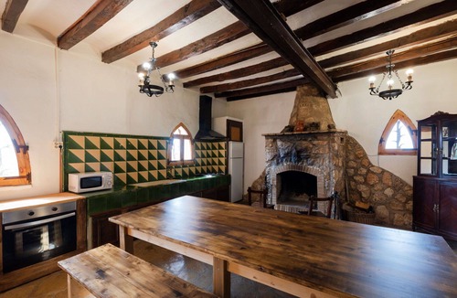 El Catllar House | Beautiful private villa for 20 guests with private pool, WIFI, TV, pets allowed and panoramic view