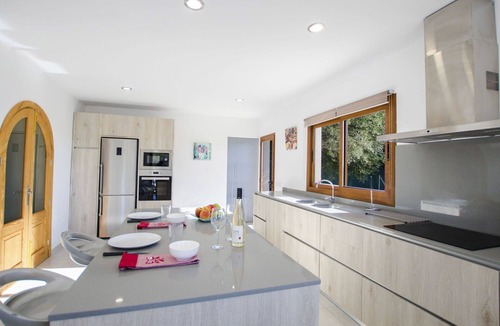 Moscari House | Beautiful private villa for 8 guests with A/C, private pool, WIFI, TV, patio and panoramic view