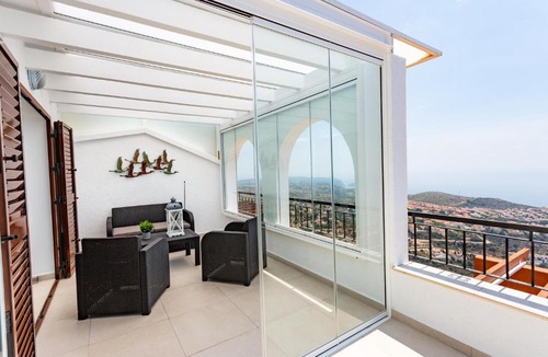 Cumbre del Sol Apartment | Blaffende Vis