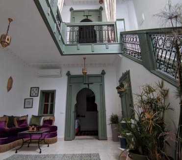 Riad Zitoun Jdid House | Boutique Riad Prive, Patio Vert & Design Rooftop, 4 Pers, Wi-Fi