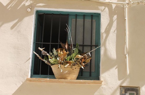 Tivissa House | CA LA MUM